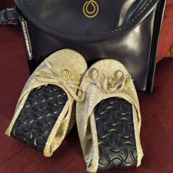 🌹Monat Bag & Slippers Set🌹 - Picture 4 of 6
